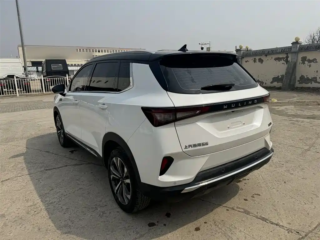 Wuling Motors Wuling Xingchen 2022 2021 1.5T CVT Stellar Edition