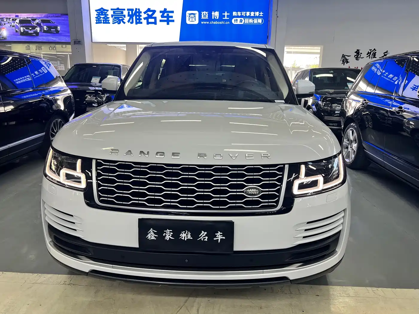 Land Rover Range Rover 2018 3.0 SC V6 Vogue SE Genesis Extended Edition фото 2