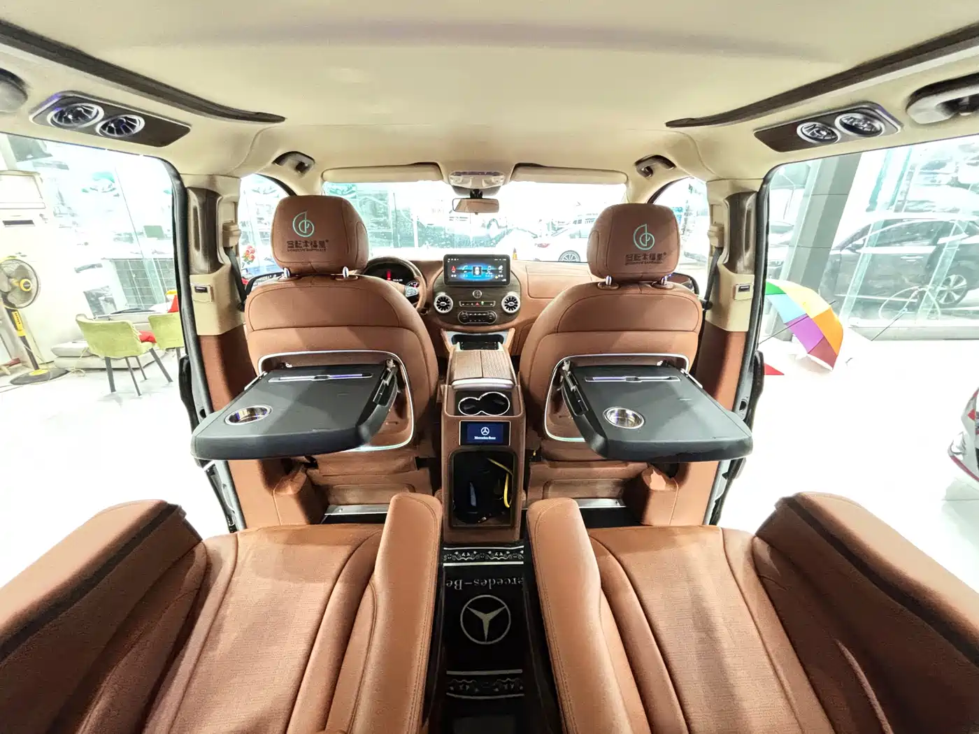 Mercedes-Benz Vito 2021 2.0T Business Edition 7-seater фото 21