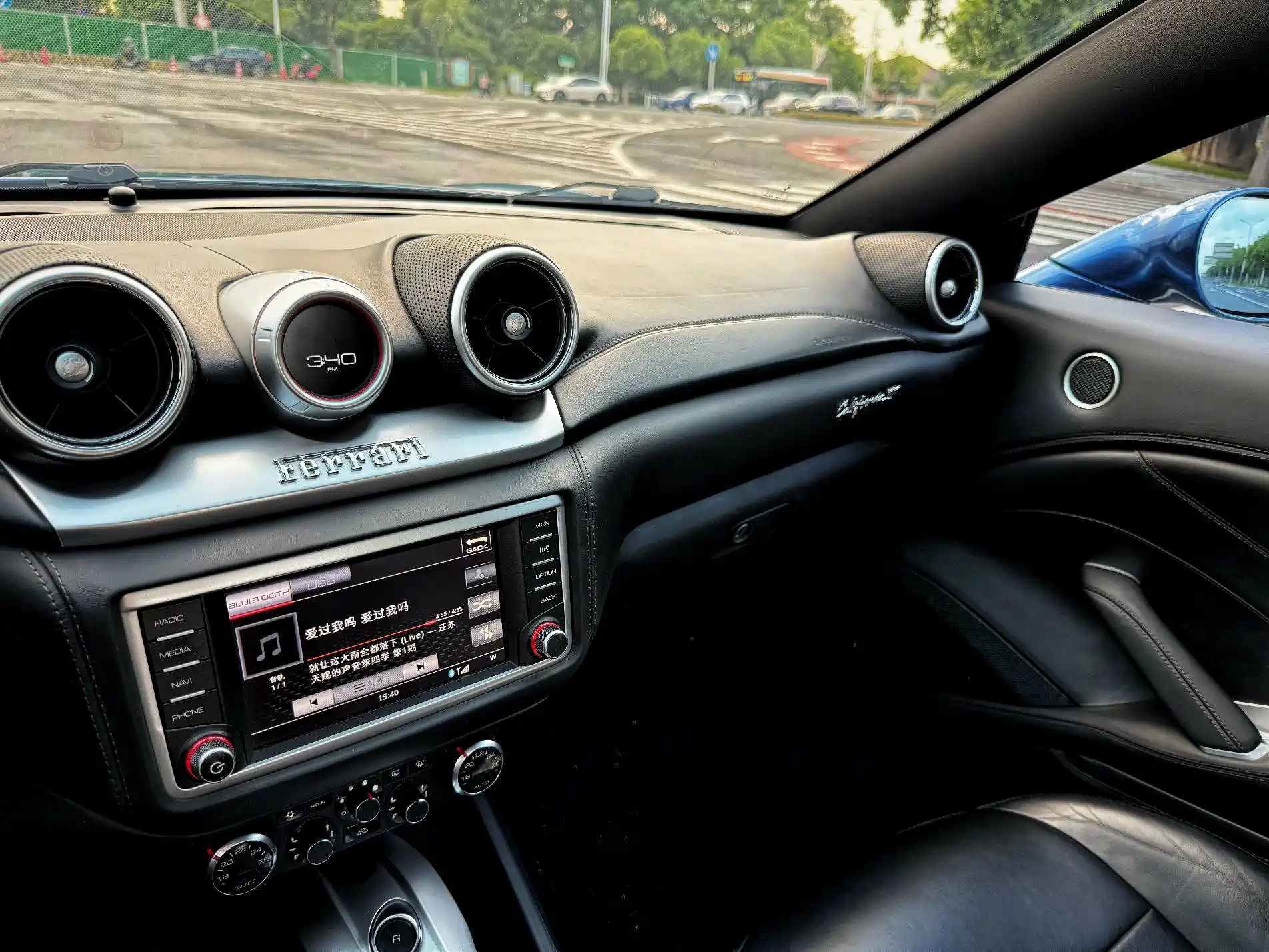 Фото 4 - Ferrari California T
