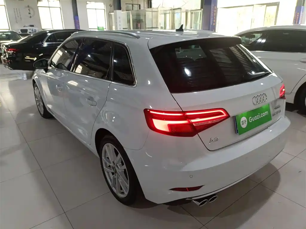 Audi A3 2019 Sportback 35 TFSI Progressive China VI фото 5