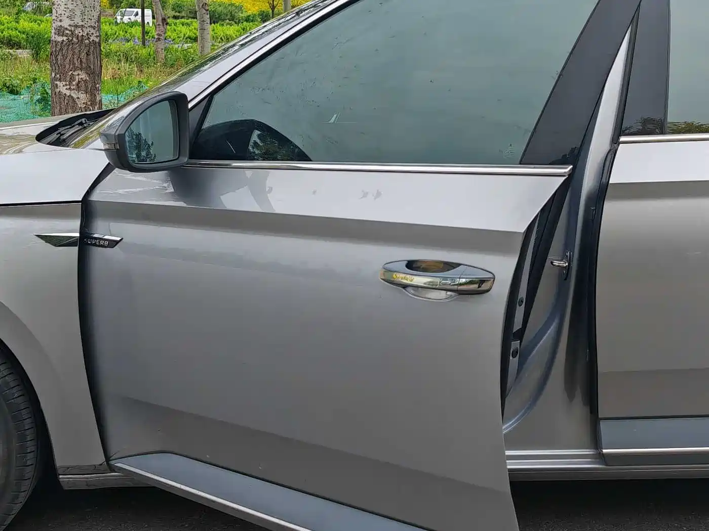Škoda Superb 2024 TSI330 DSG Luxury Edition фото 9