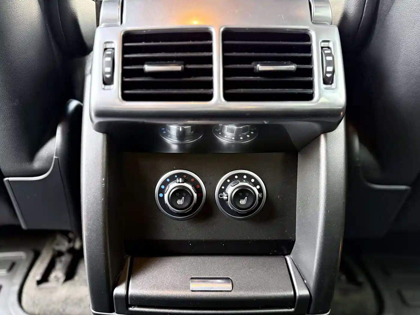 Land Rover Range Rover 2012 5.0 SC V8 фото 10