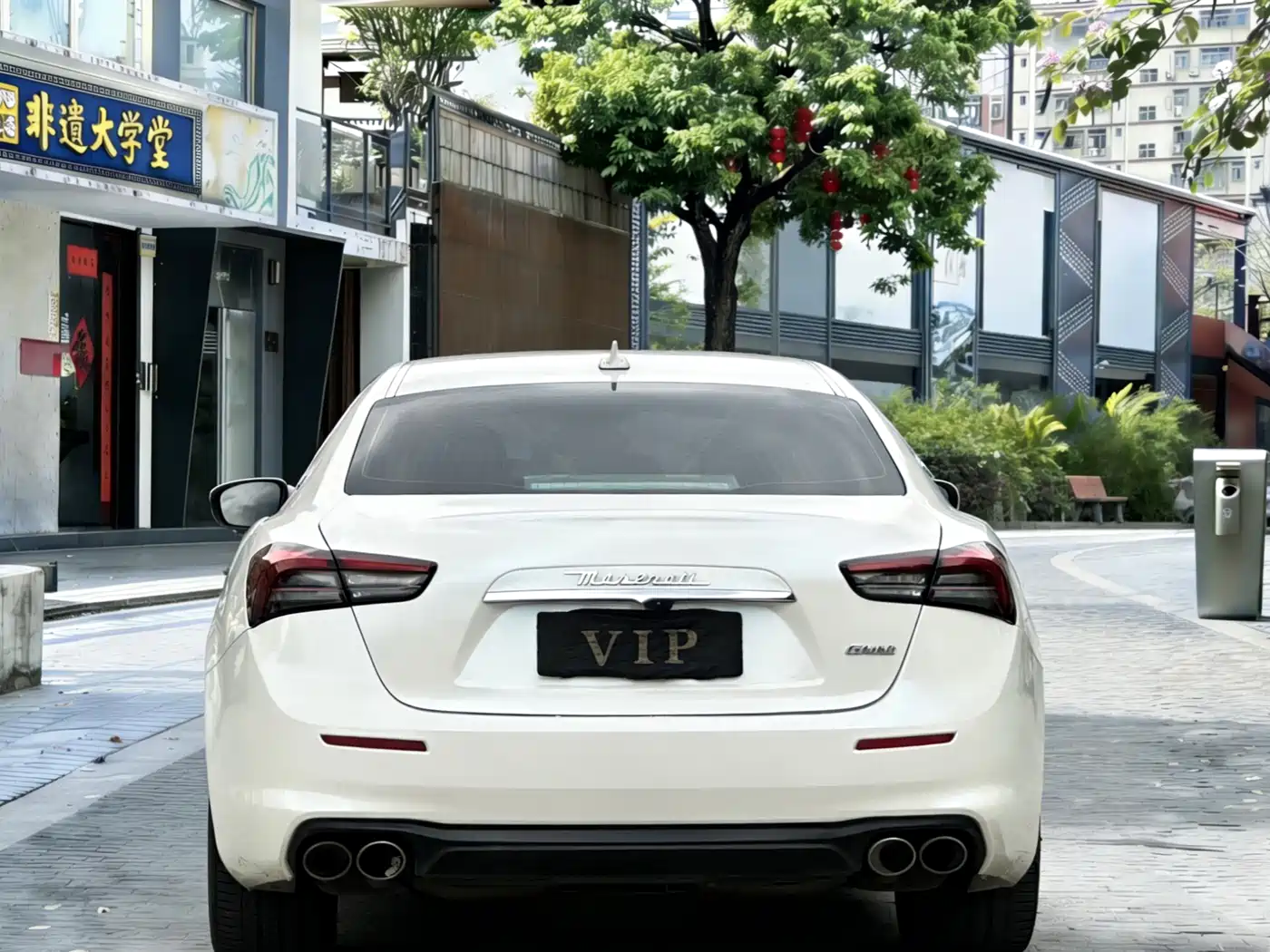 MASERATI GHIBLI