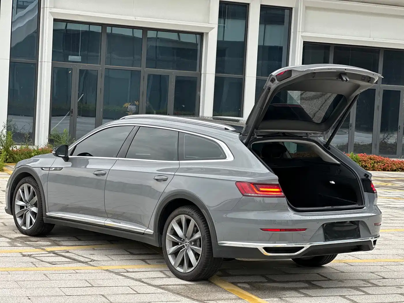 Volkswagen FAW-Volkswagen CC 2025 2025 Shooting Brake 380TSI Hunter Heart Shared Edition