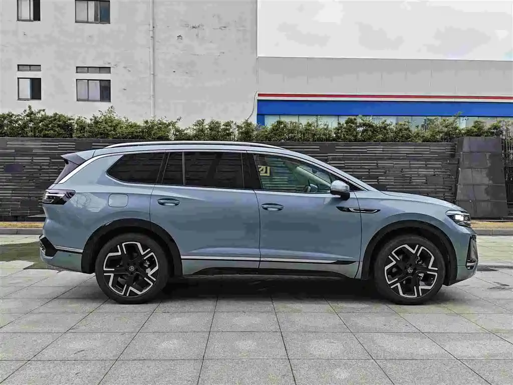 Volkswagen Talagon 2025 450TSI R-Line 6-Seater фото 10