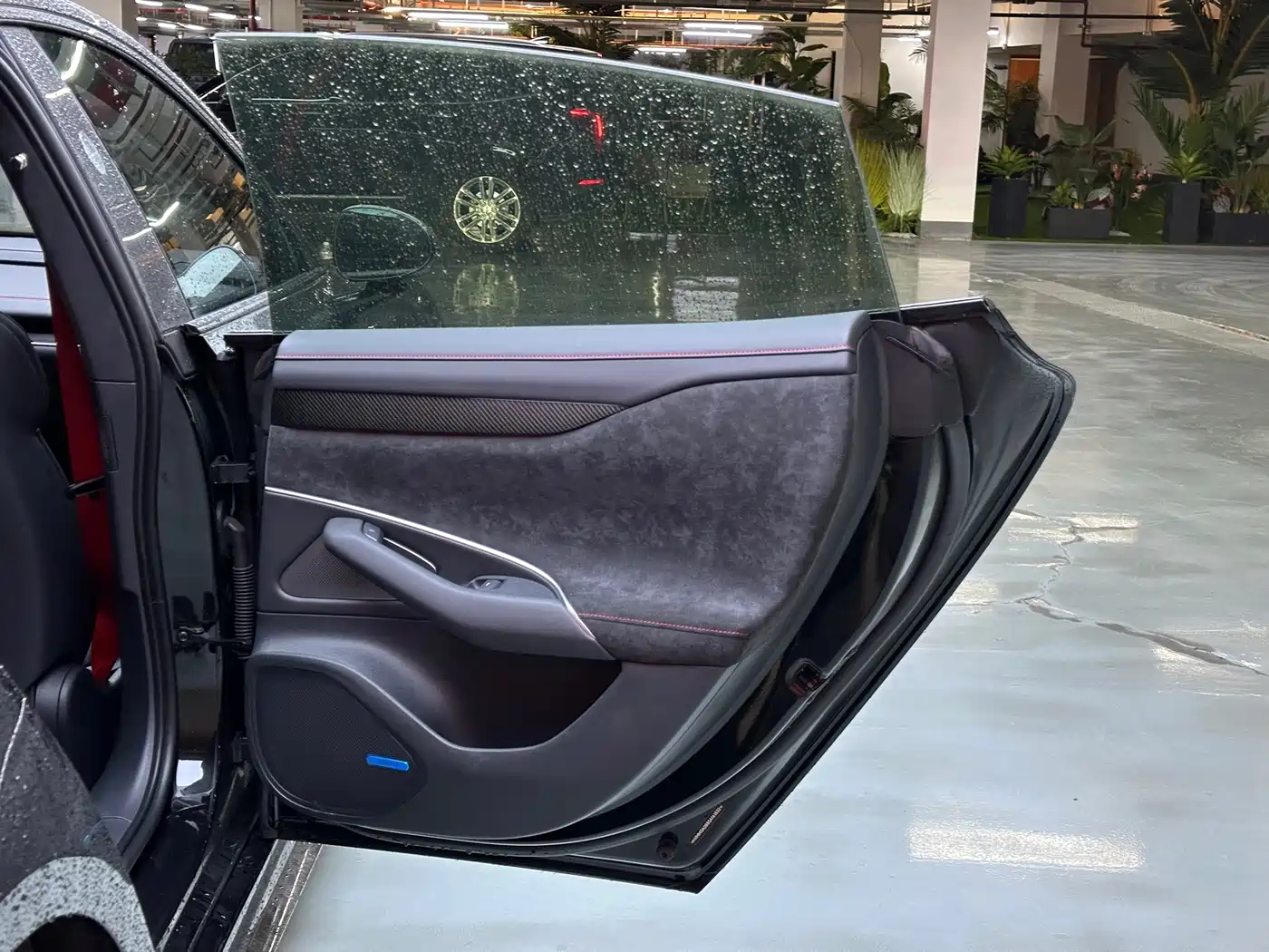 XIAOMI CAR XIAOMI SU7 ULTRA