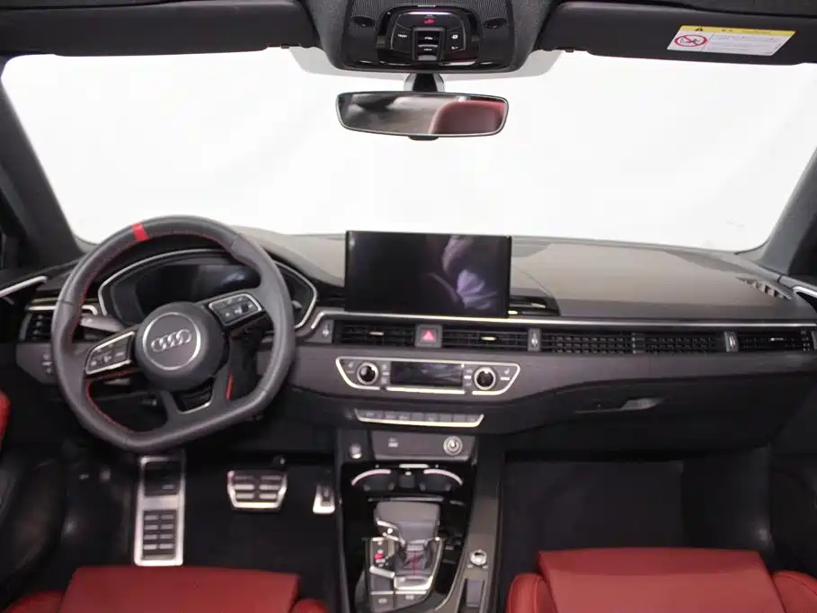 Audi A4L 2026 2025 2 Million Celebration Edition 40 TFSI Luxury Dynamic