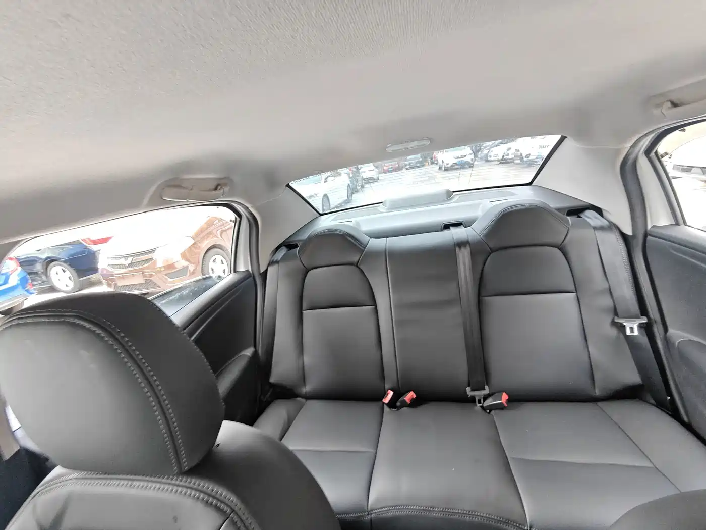 Peugeot 301 2014 2014 1.6L Manual Comfort Edition