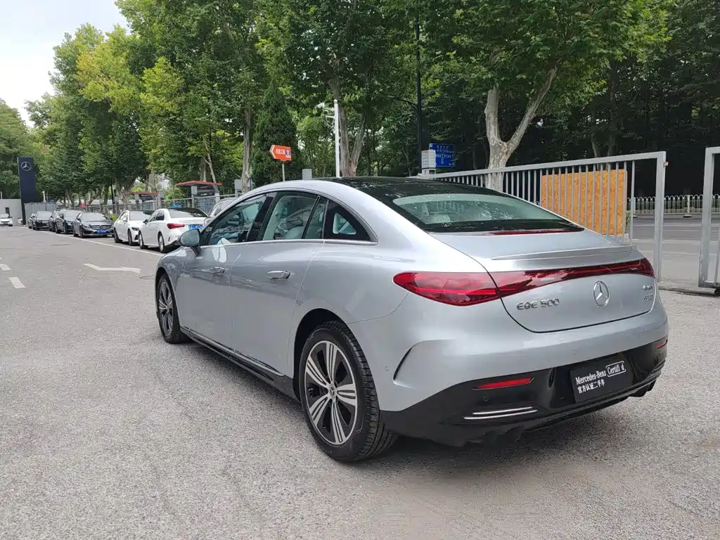Mercedes-Benz EQE 2024 2025 Model 500 4MATIC Luxury Edition
