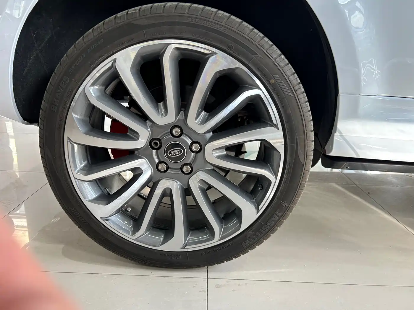 Land Rover Range Rover Sport 2014 5.0 SC V8 Dynamic Genesis Edition фото 29