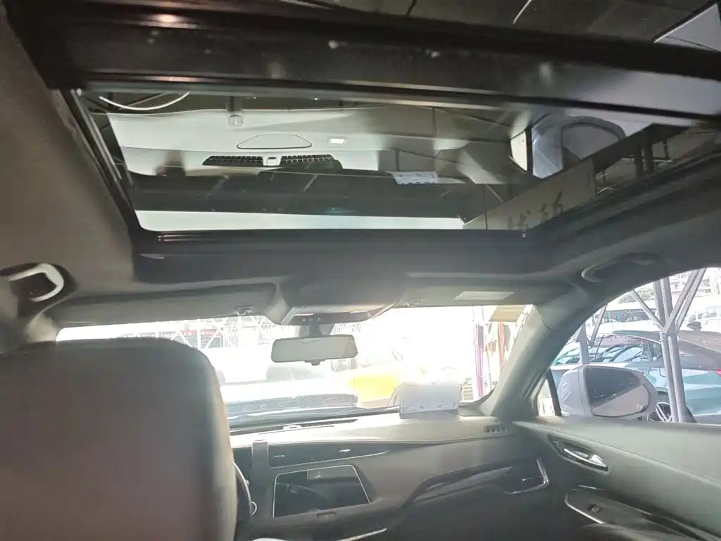 Cadillac XT4 2018 Model 28T 2WD Technology фото 8