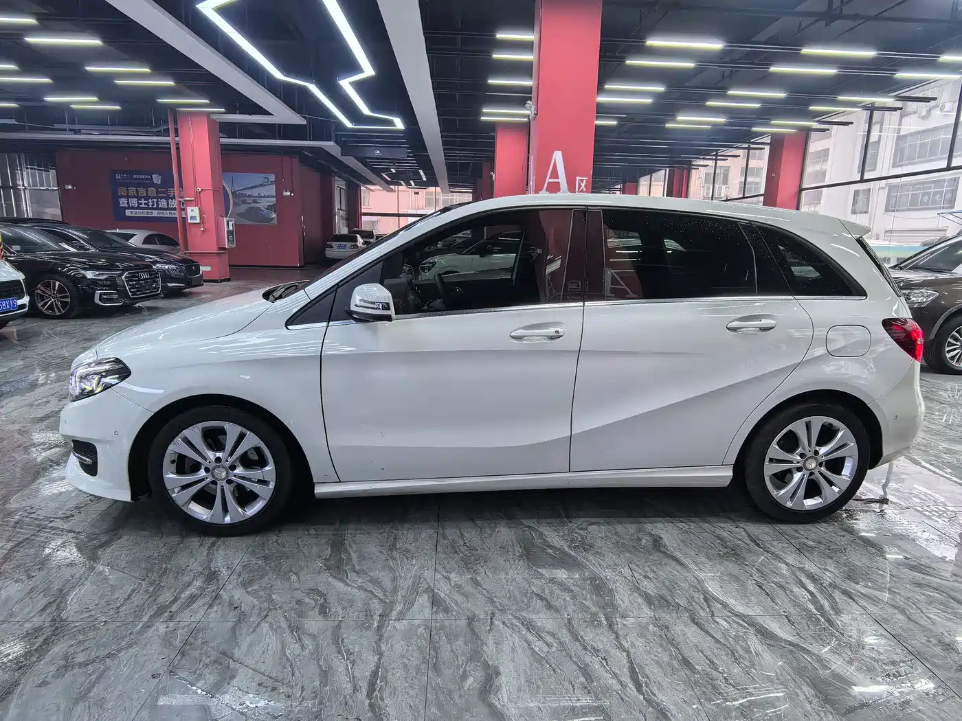 Mercedes-Benz B-Class 2015 B 200 Style фото 4
