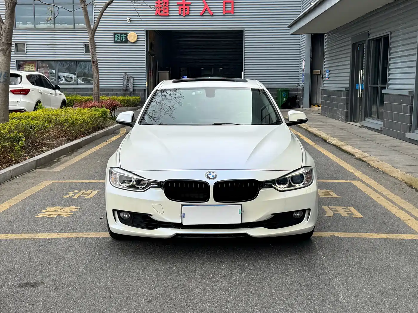 BMW 3 Series 2014 320i Fashion фото 2