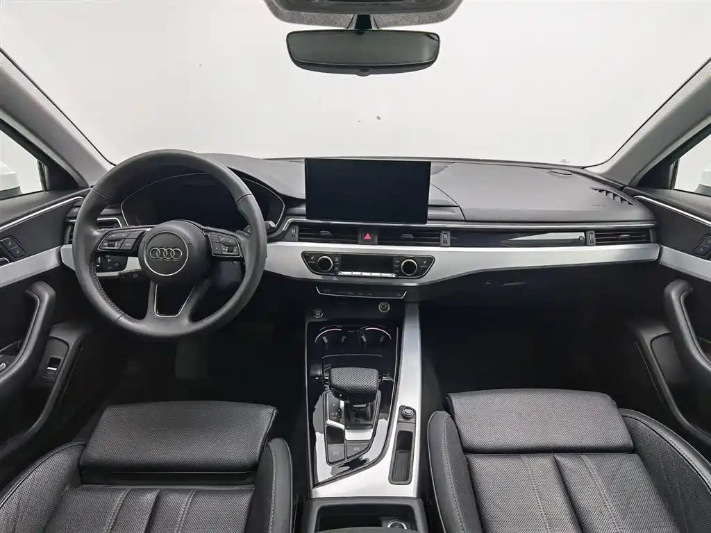 Audi A4L 2020 40 TFSI Luxury Dynamic фото 5
