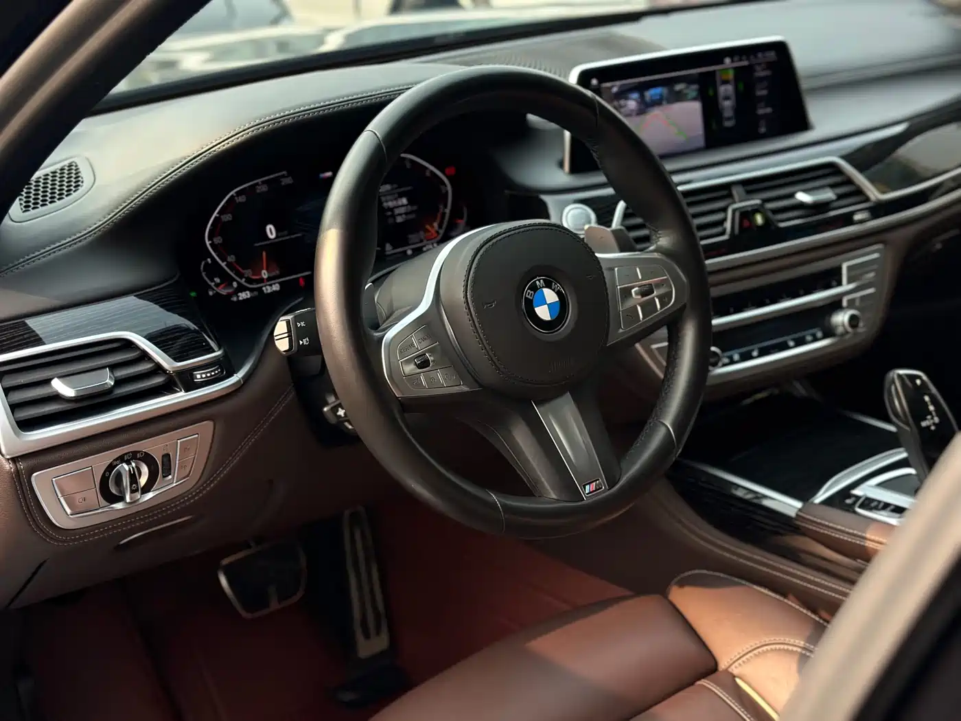 BMW 7 Series 2021 Model 730Li M Sport Package фото 4