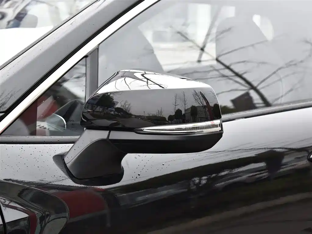 TOYOTA FENGLANDA