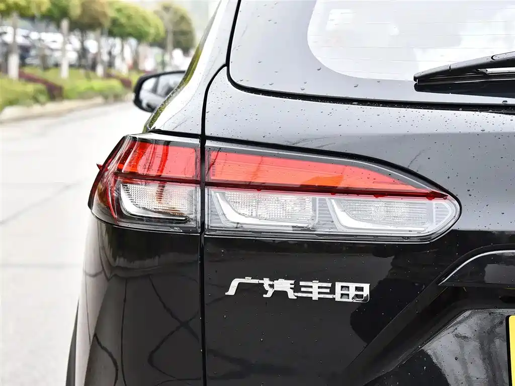 TOYOTA FENGLANDA