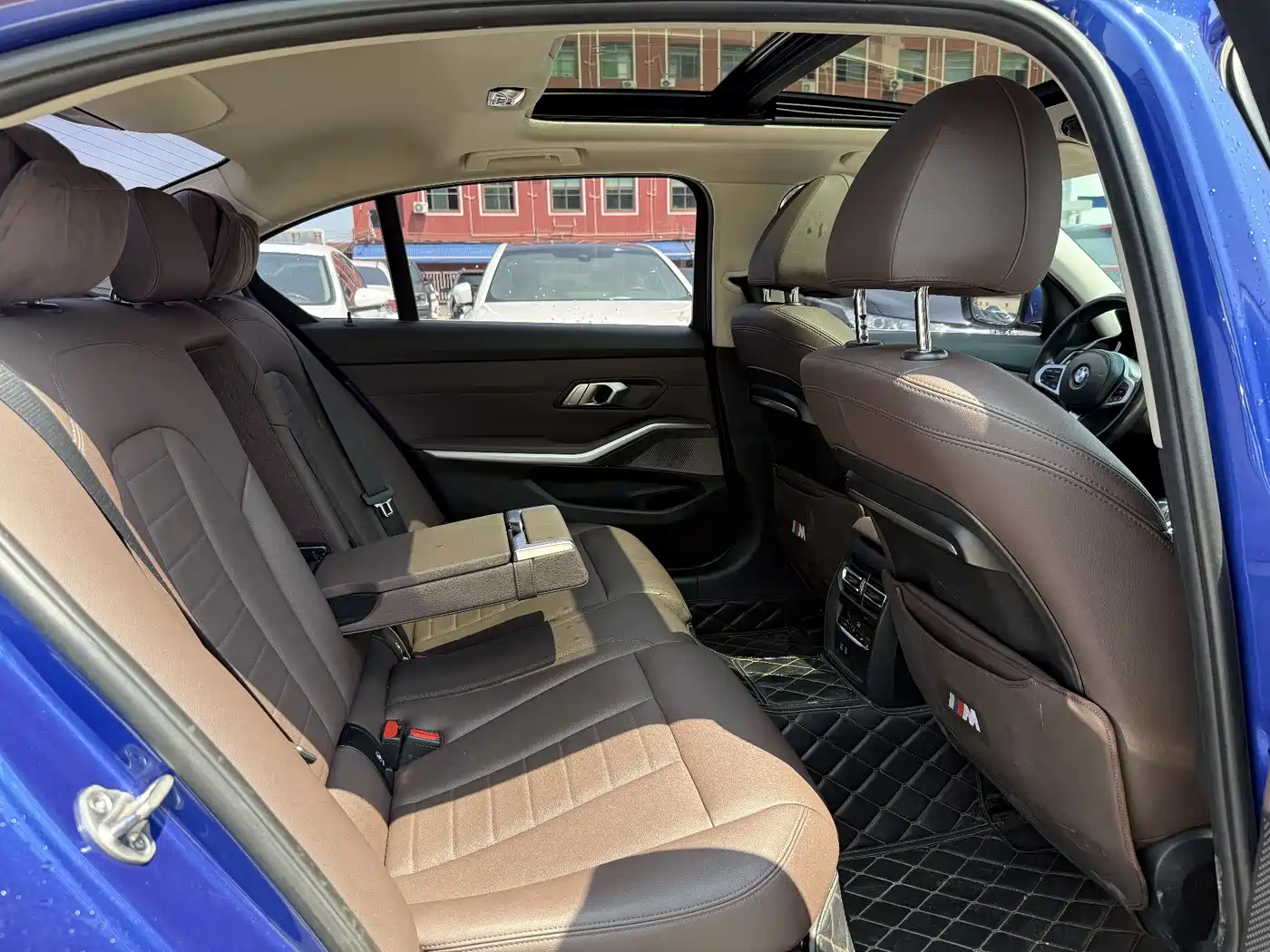 BMW 3 Series 2021 320Li M Sport Package фото 9