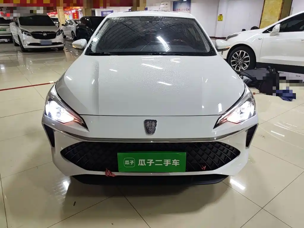 Roewe i5 2025 2023 1.5L CVT Luxury Edition
