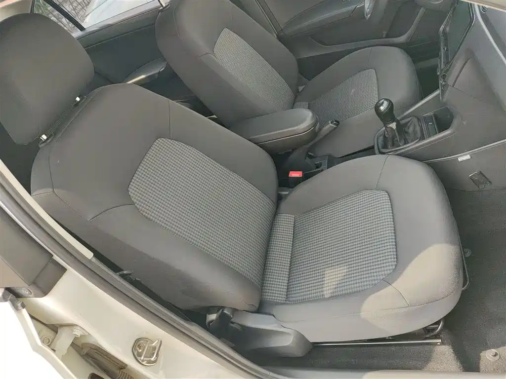 Volkswagen Santana 2018 1.5L Manual Trend Edition фото 25