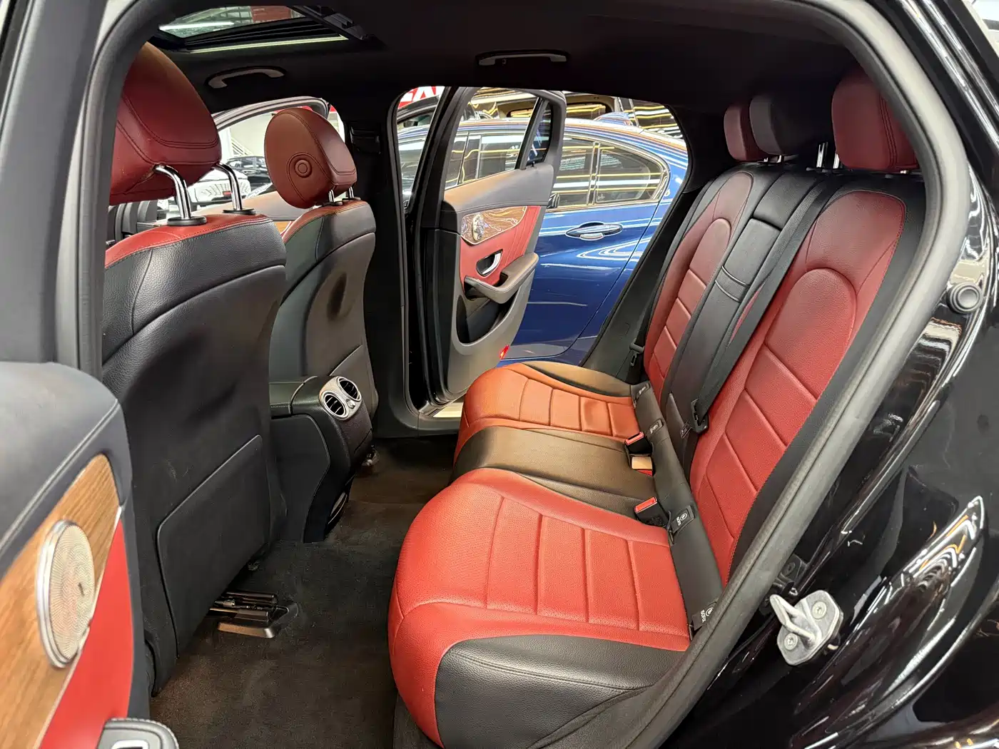 Mercedes-Benz GLC Coupe 2019 Facelift GLC 260 4MATIC Coupe SUV фото 10