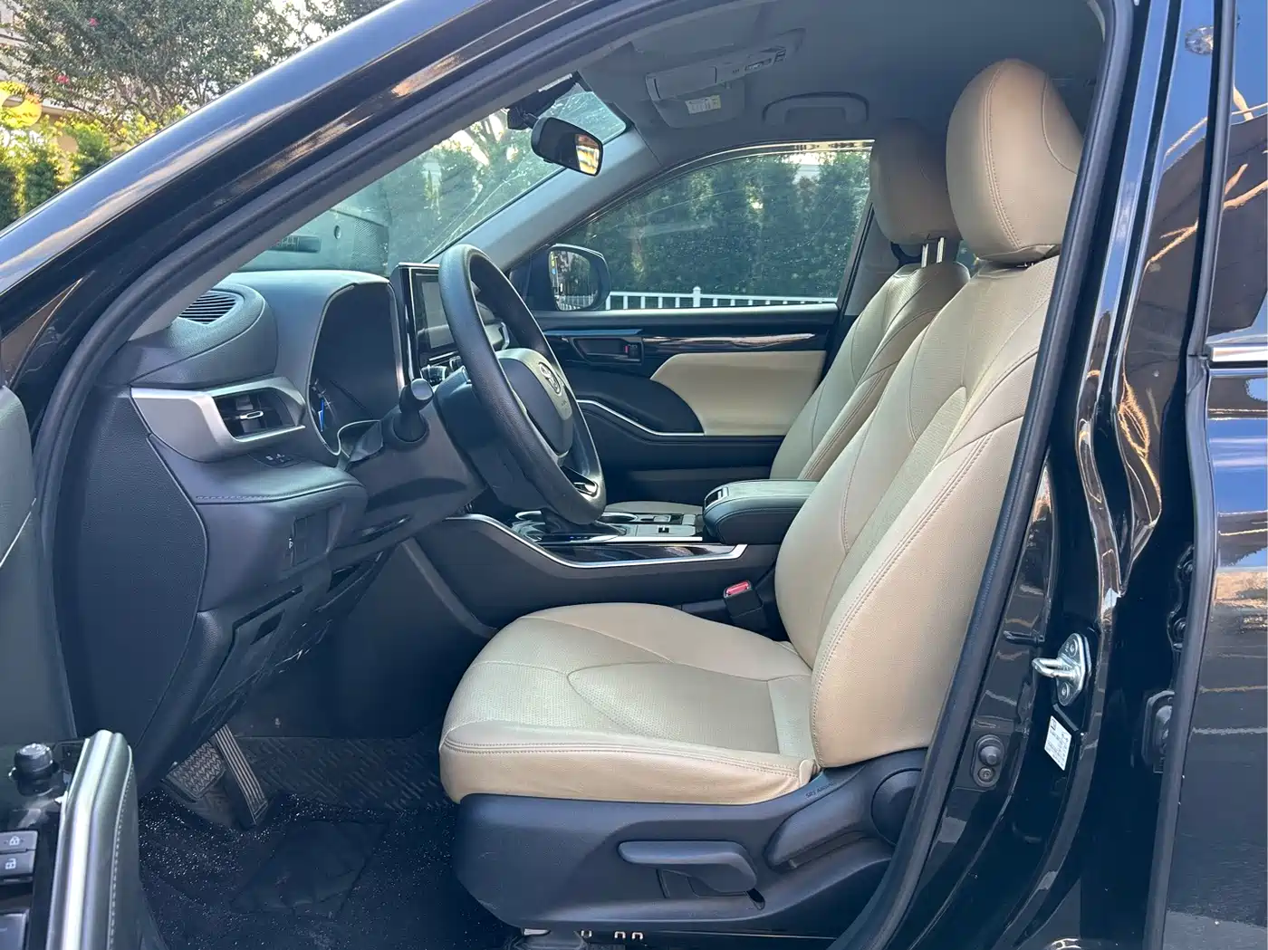 Фото 8 - Toyota Highlander