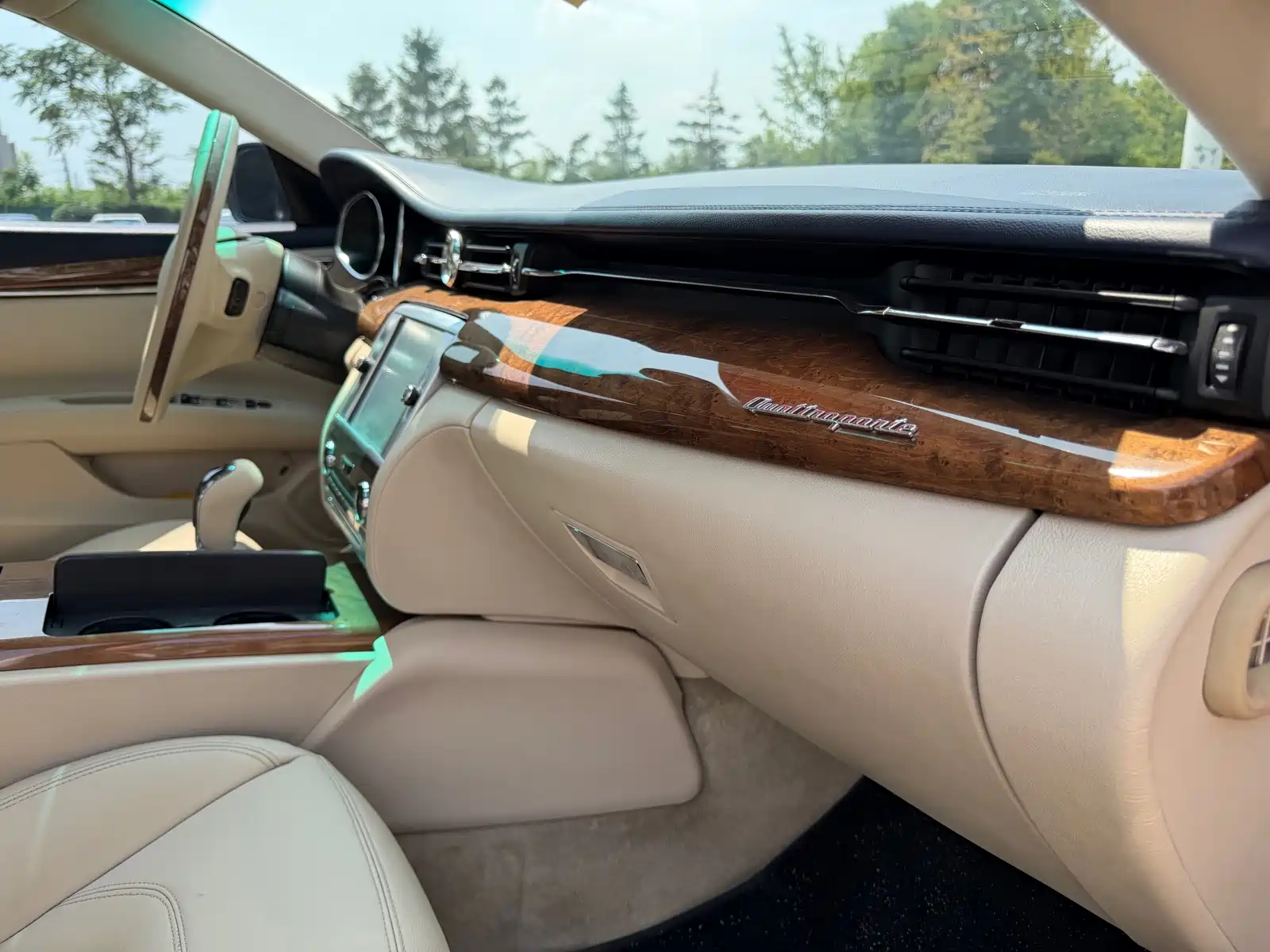Photo 6 - Maserati Quattroporte