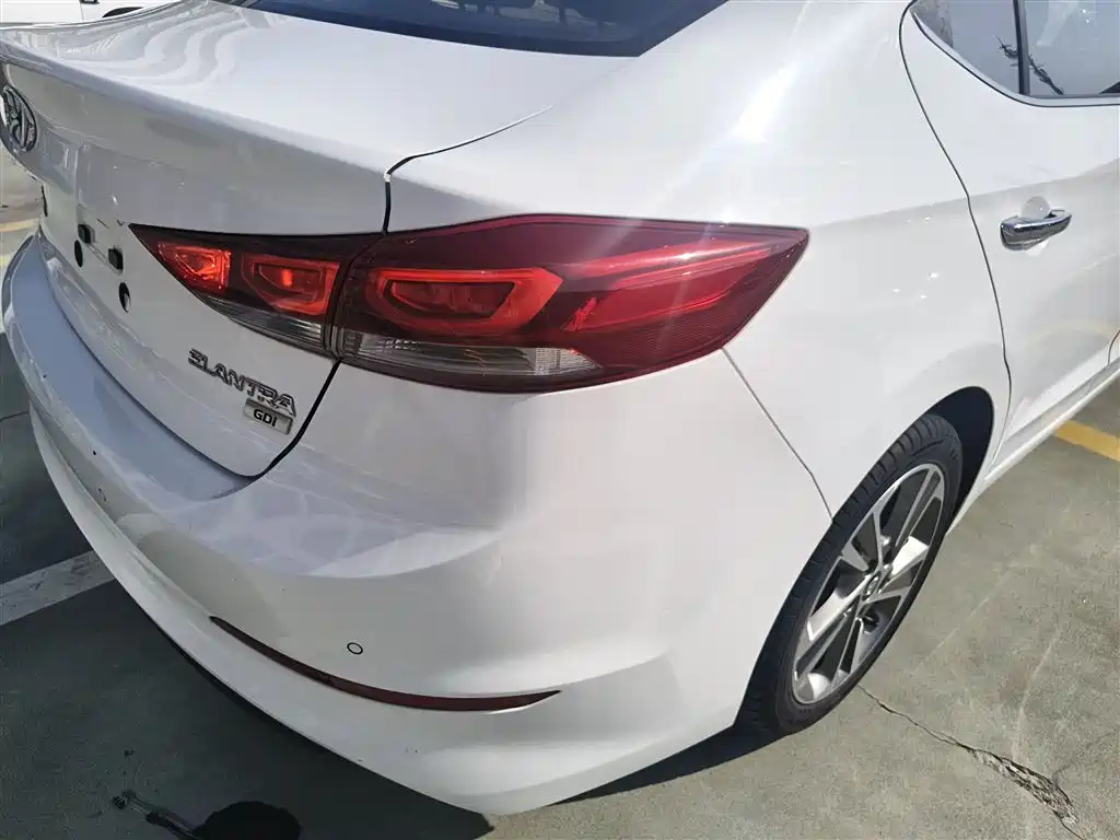 Hyundai Elantra 2016 1.6L Auto ZhiXuan Flagship фото 24