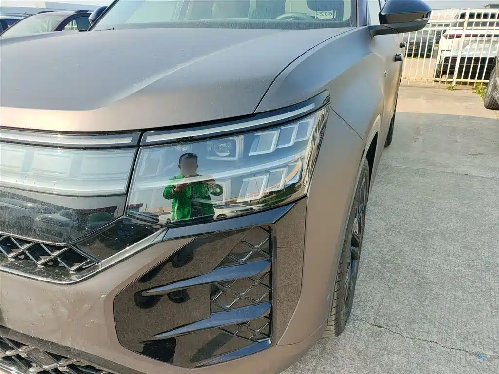 Volkswagen Teramont 2025 Teramont Pro 450TSI 4WD Summit Edition фото 18