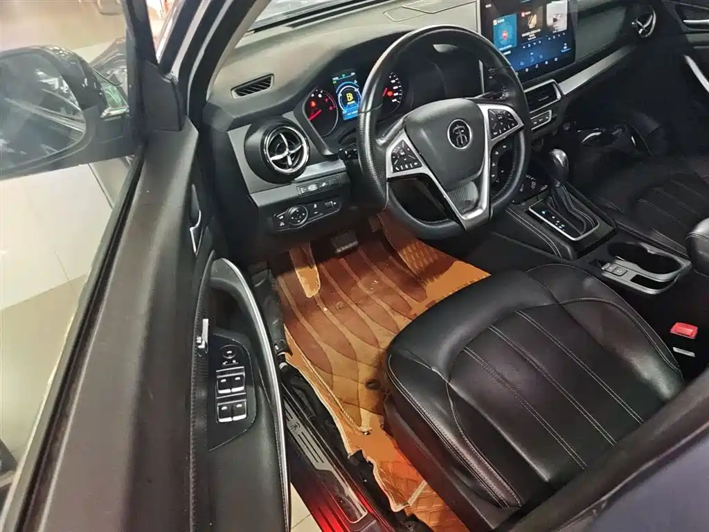 BYD Song 2019 1.5TI Automatic Smart Connection Yueyao Edition фото 12