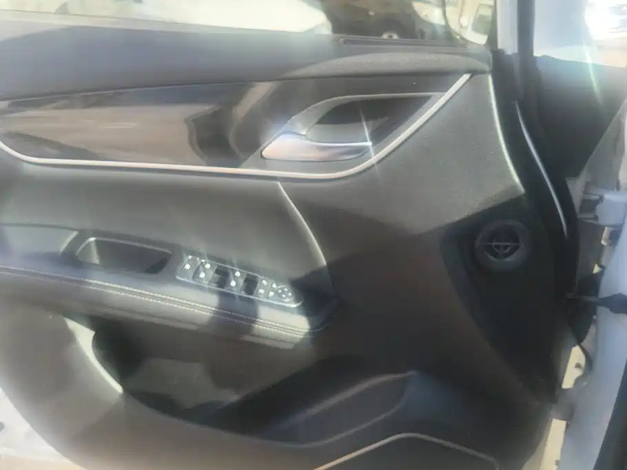 Фото 7 - BYD Song MAX