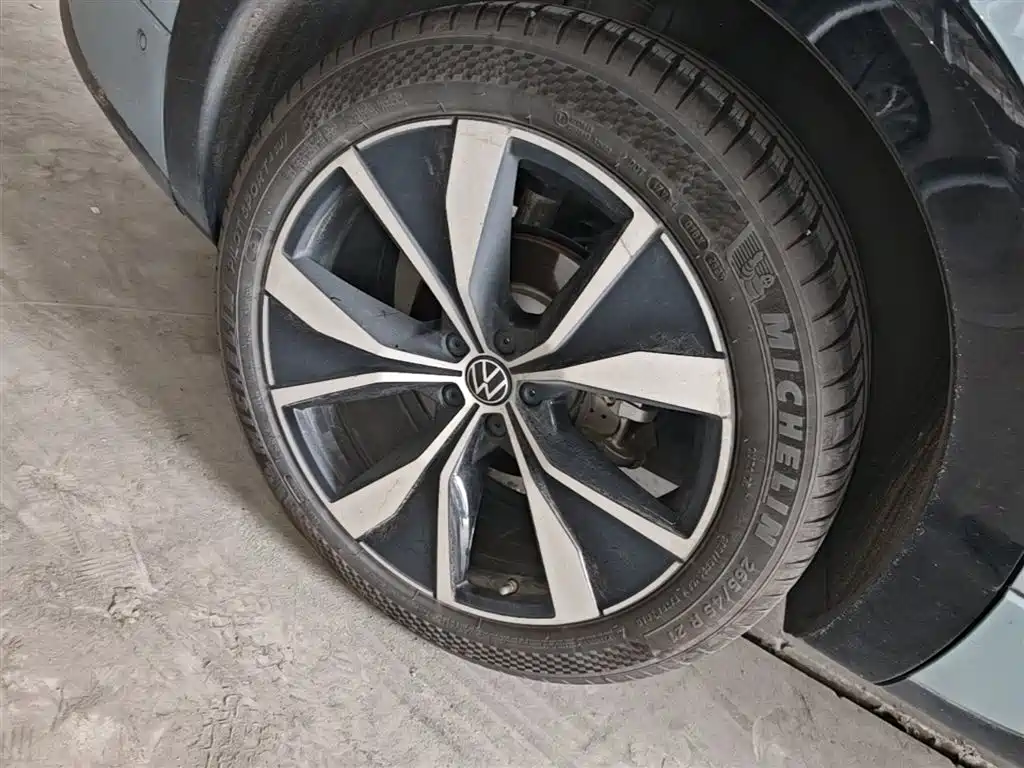 Volkswagen Talagon 2023 380TSI 4WD R-Line Celebration Edition фото 21