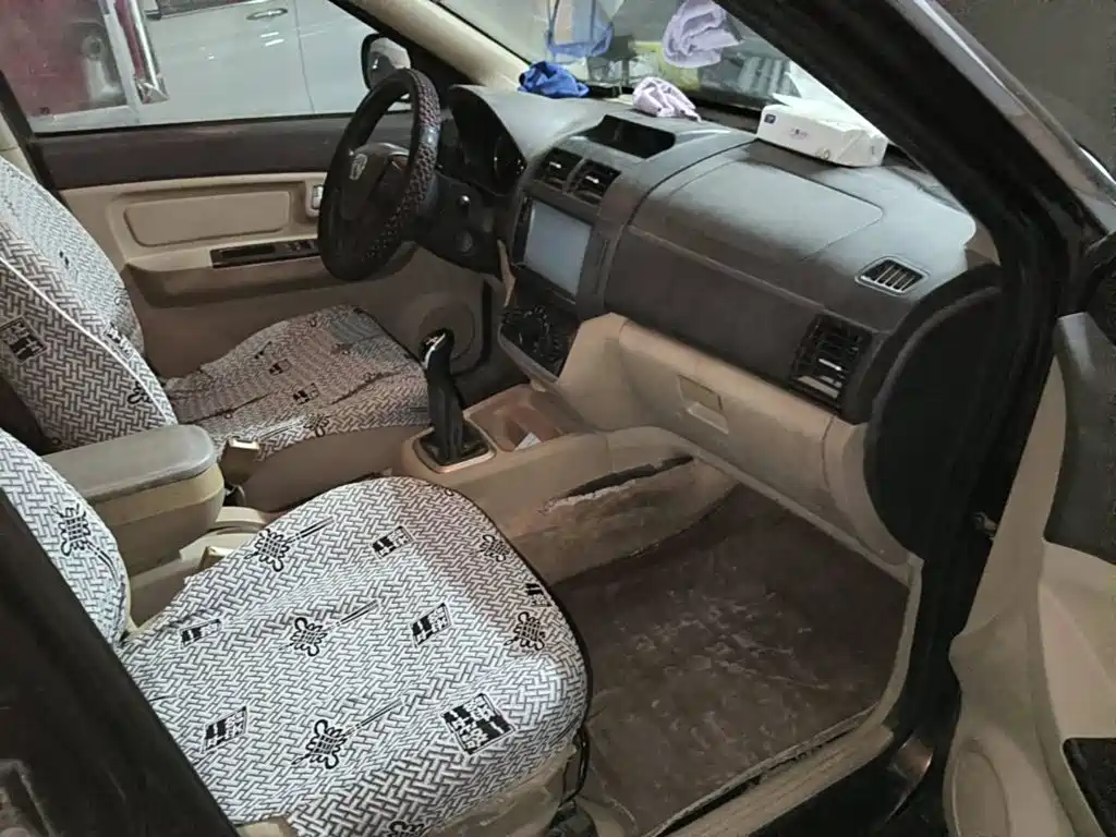 BAIC Weiwang M30 2016 2015 1.5L Base Model DAM15