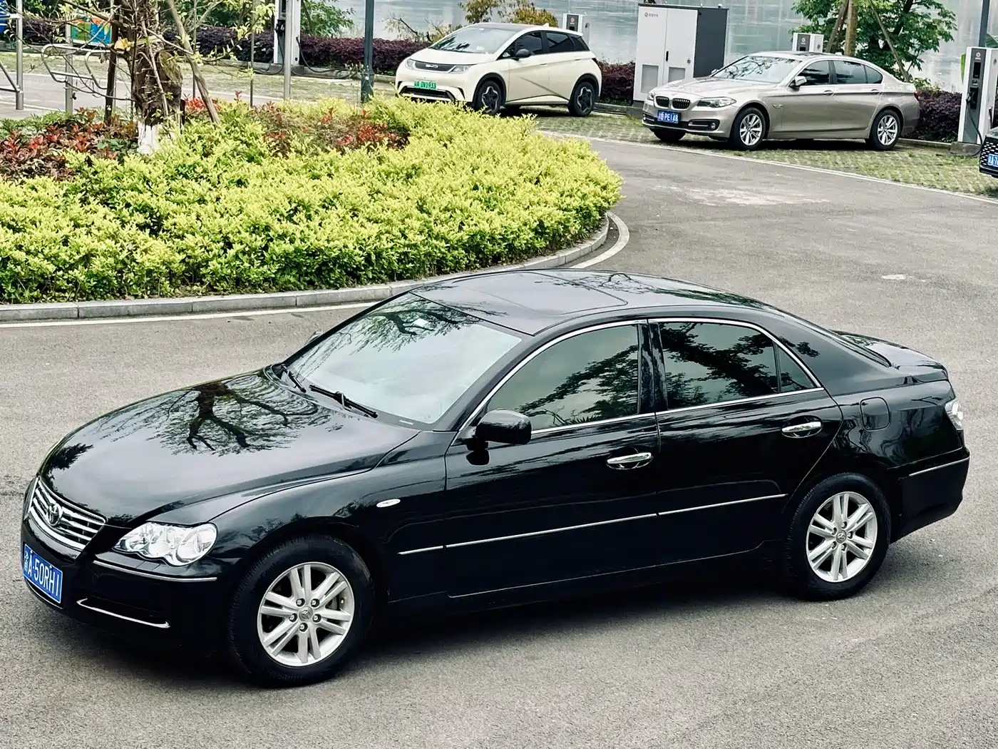 Toyota Reiz 2007 2.5V Sunroof Edition фото 3