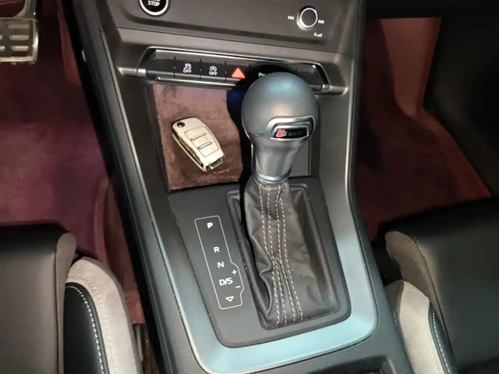 Audi Q3 2024 35 TFSI Fashion Sport фото 14