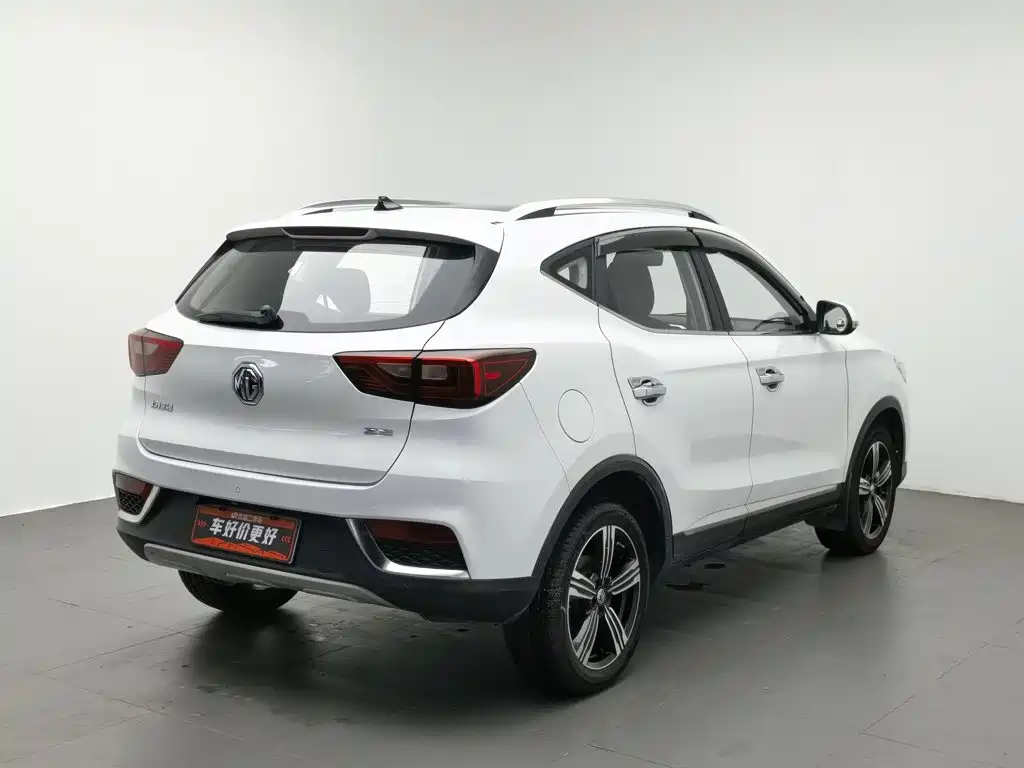 MG ZS 2019 2019 1.5L Manual 65-inch Panoramic Sunroof Global Edition (China VI)