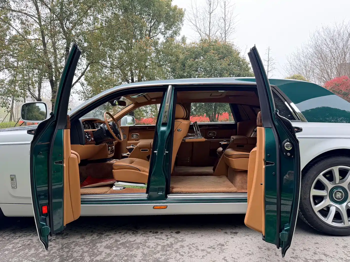 Rolls-Royce Phantom 2013 6.7L Extended Wheelbase (EWB) фото 11