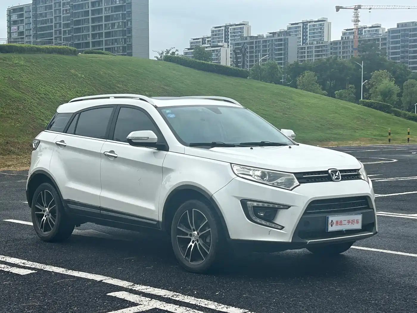 Jiangling Yusheng S330 2017 2016 1.5L GTDi Automatic 2WD Premium Edition