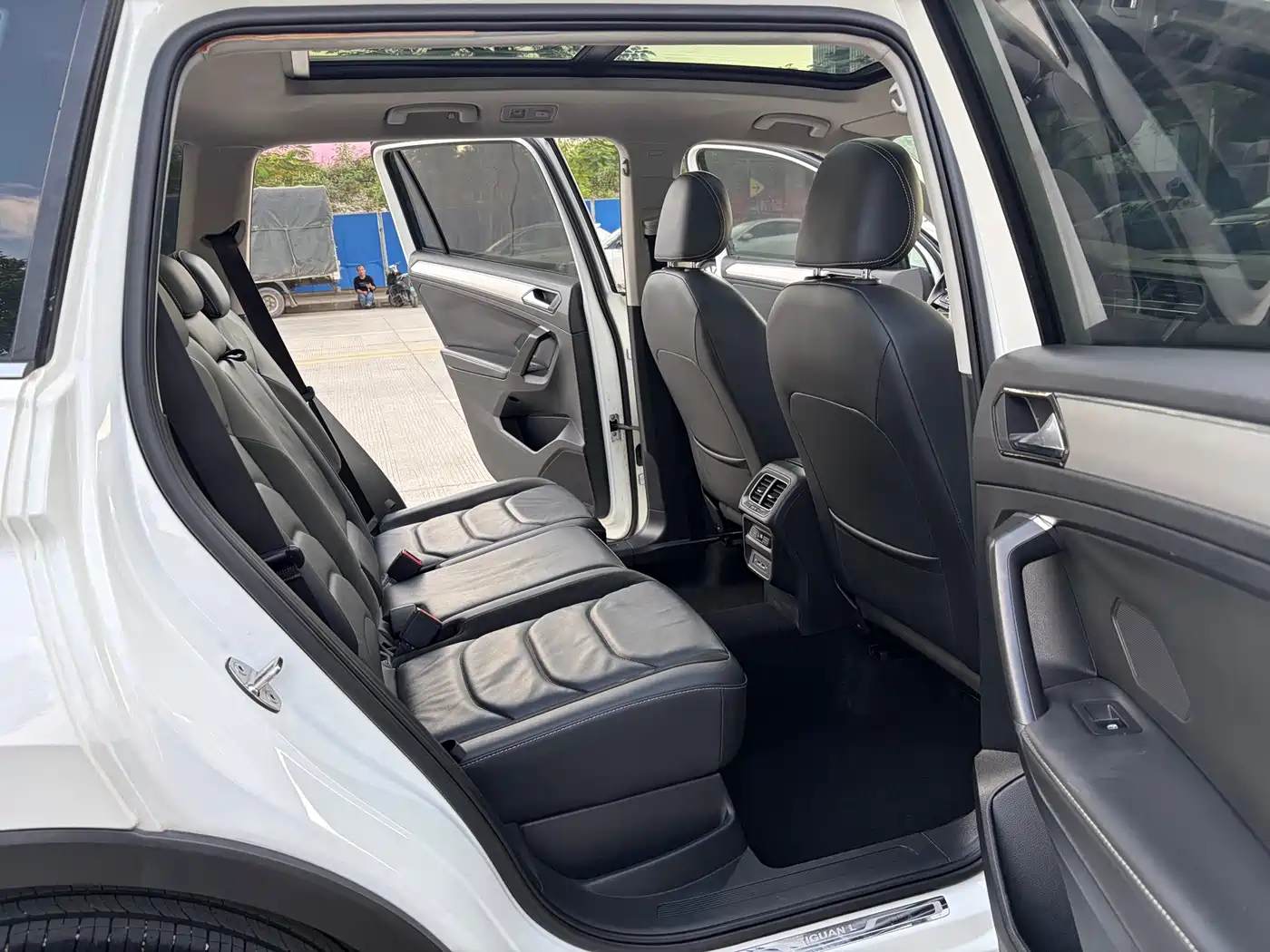 Volkswagen Tiguan L 2019 330TSI Automatic 2WD Panorama Comfort Edition China VI фото 12