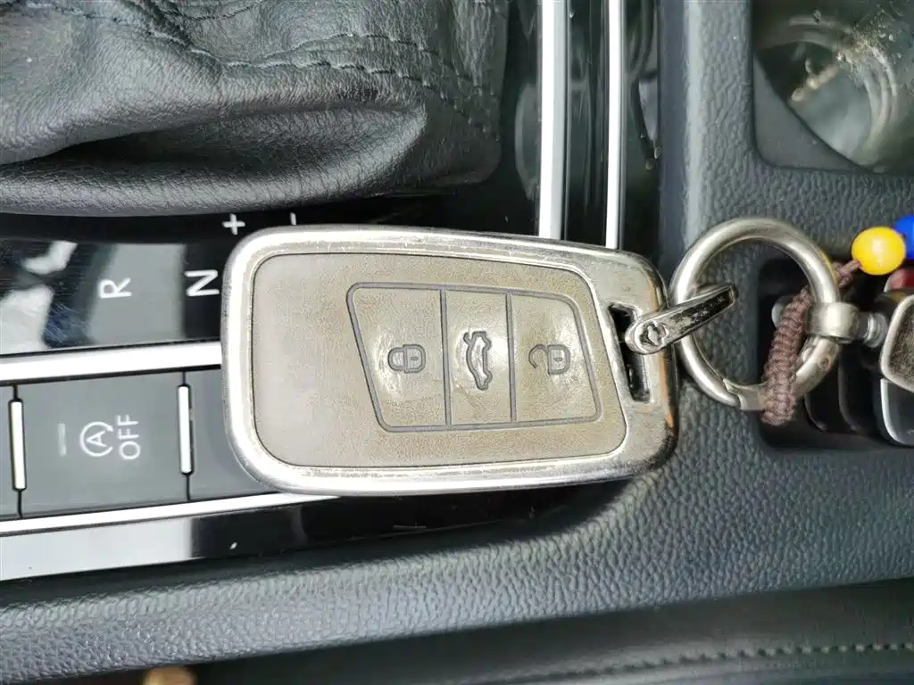 Volkswagen Magotan 2018 330TSI DSG Leading фото 9