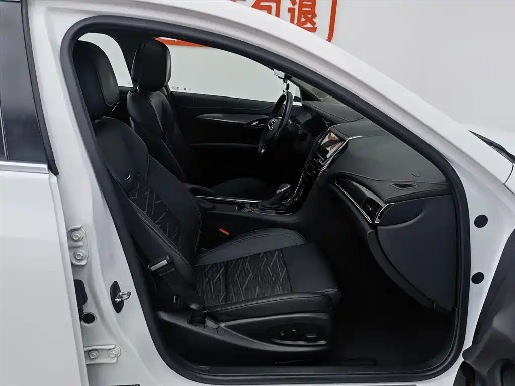 Cadillac ATS-L 2017 28T Technology фото 23