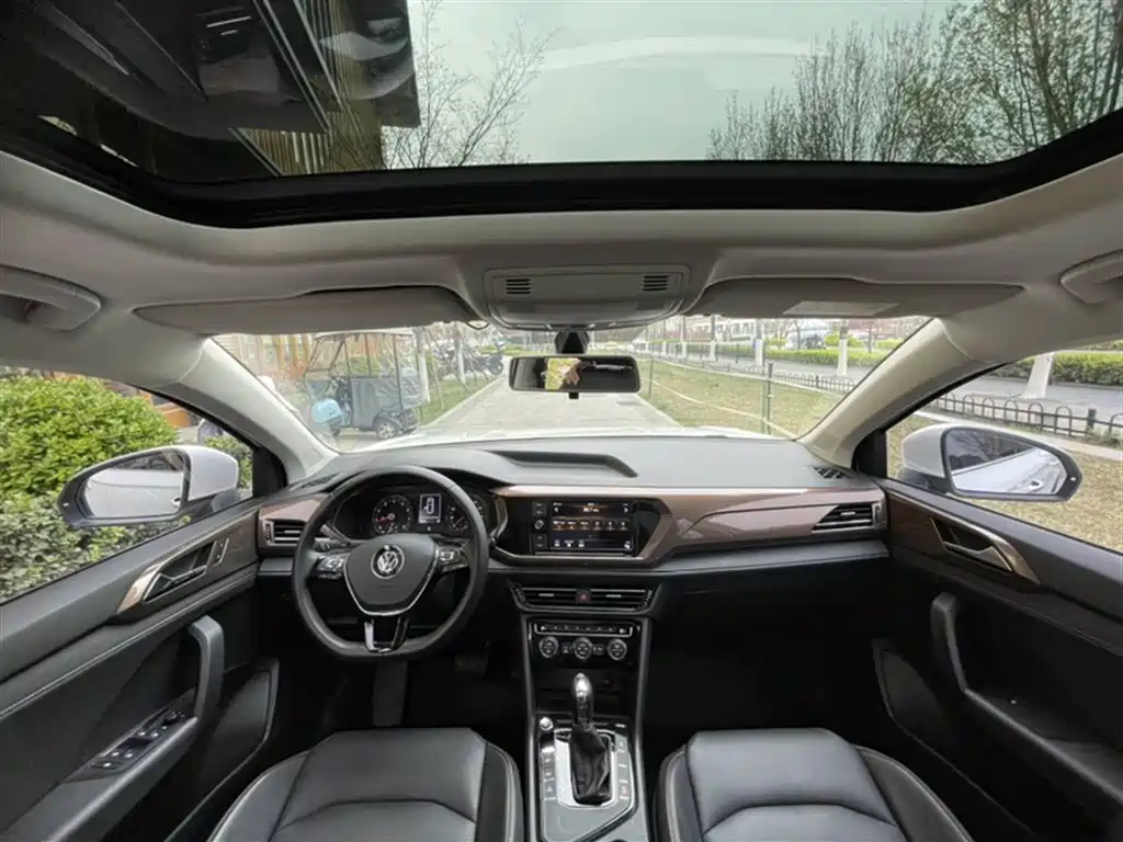Volkswagen Tharu 2019 330TSI AWD Luxury Edition China VI фото 16
