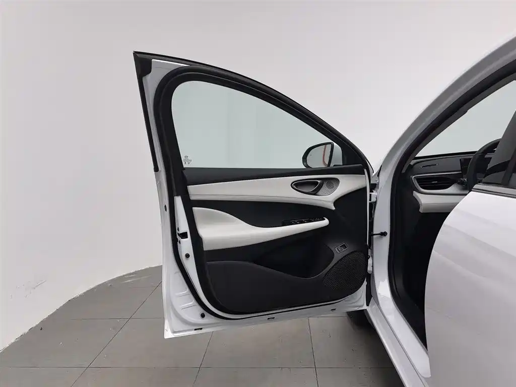 BYD Hai Bao 05 DM-i 2025 DM-i Smart Driving Edition 120KM Flagship фото 8