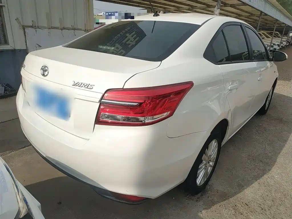 Toyota YARiS L Zhi Xiang 2017 1.5E CVT Charming Edition фото 7