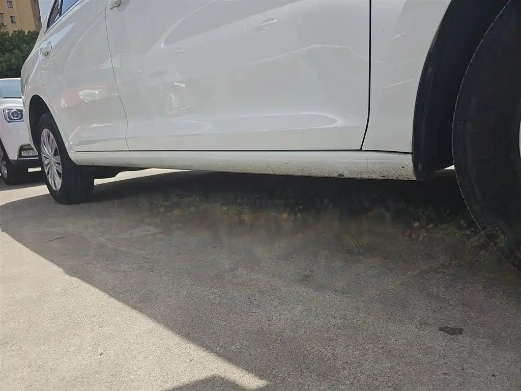 Volkswagen Santana 2016 1.6L Manual Trend Edition фото 21