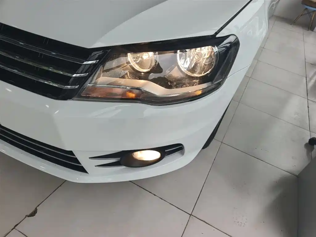 Volkswagen Bora 2014 1.6L Automatic Comfort Edition фото 24