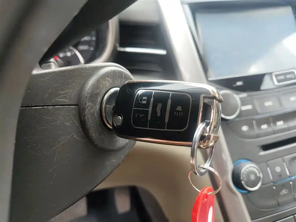 Chevrolet Malibu 2014 2.0L Automatic Comfort фото 9