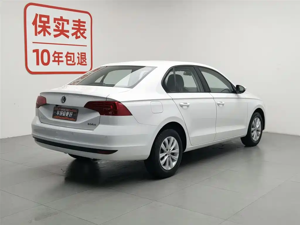 Volkswagen Bora 2018 1.5L Manual Fashion фото 2
