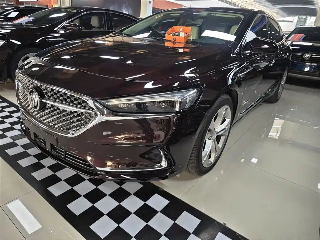 BUICK LACROSSE